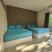 ริมธารริเวอร์เพลส, hotel a Suratthani