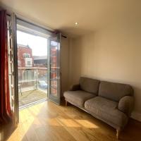 Harbourside Haven - One Bed Apartment with Balcony, hotel di Redcliffe, Bristol