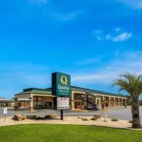 Quality Inn & Suites Dublin, hotel di Dublin