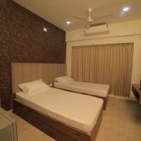 K LUXURY INN, hotel a Alwarpet, Chennai