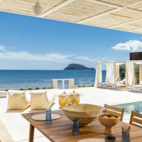 Salty Angel Sea Front Villa, hotel u Laganasu