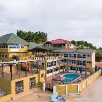 Crislord Palace Hotel, hotel en Takoradi