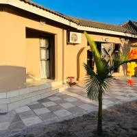 AFRICAN DREAM LODGE MBAZWANA, hotel sa Mbazwana