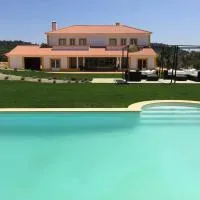 Casa do Alfaro, מלון באזמבוז'ה