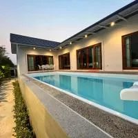 บ้านพูลวิลล่าอุดรธานี by บ้านแสนรัก โรงแรมในอุดรธานี