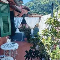 La terrazza di Ameglia alta - relax nel borgo Ligure, hotel sa Ameglia