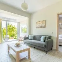 The Holiday House 1 and 2, ξενοδοχείο σε Καβροχώρι