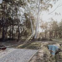 Noosa Tiny Home, hotel in Ringtail Creek