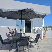 Blue Sky Villa, hotel v destinaci Kalithies