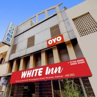 OYO Flagship White Inn Near Golden Tower