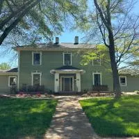 The Opal and West House, hotel en Shelby