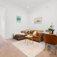 Spacious Boutique Apartment in Beautiful Art Deco Block, hotel i Kings Cross, Sydney