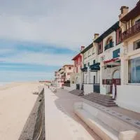 Hôtel de La Plage، فندق في هوسيغور