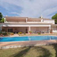 Villa Zarana fantastic house in Salinas, hotel en Faro