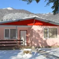 Guest House Rainbow, hotel din Cherni Osŭm