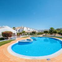 Villa Baya - Great family complex with communal pool