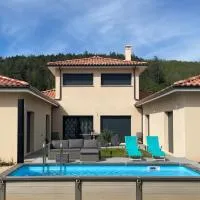 Aux oliviers d'Artur, hotel a Tour-de-Faure