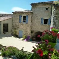 Mas les Dolmens Chambres et table d'hôtes: Beaulieu şehrinde bir otel