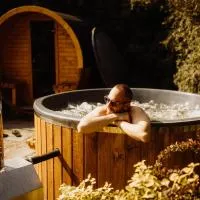 Odpoczywalnia Pakosław I 5 sypialni I Sauna Balia na wyłączność I Billard PS5 2 Place zabaw I 1h z Wrocławia, 1,5h z Poznania, khách sạn ở Pakosław