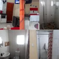 The Croc Guest house, hotel en Springs