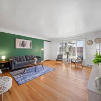 DT Green Haven 4-Bed Sanctuary in Vibrant Loco
