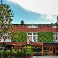 LP Residency, hotel sa Dehradun