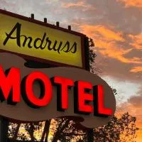 Andruss Motel, hotel v mestu Walker