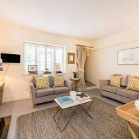 Delightful 2 Bed in Notting Hill - 5 min from tube, hotel em Holland Park, Londres