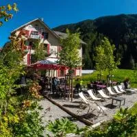 Auberge du Mont Blanc, hotel u gradu 'Trient'