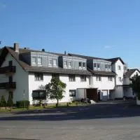 Zur Burgruine Frauenberg, hotel Marburg an der Lahnban