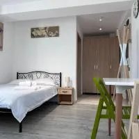 Diamant residence - self check in & free parking، فندق في Bragadiru