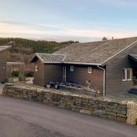 4 Bedroom Amazing Home In Lindesnes