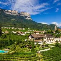 Hotel Weinberg, hotel em Appiano sulla Strada del Vino