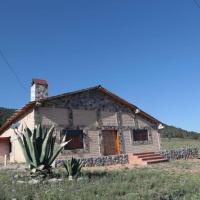 Cabaña Los Hernández, viešbutis mieste Arteaga