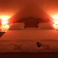 JEMP INN HOTEL, hotel em Asamankese