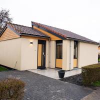 Wellness Bungalow with whirlpool and sauna