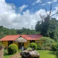 Mawlynnong में, होटल Iartong Guest House