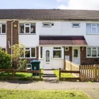 Cozy 3 Bedroom house in Finchley
