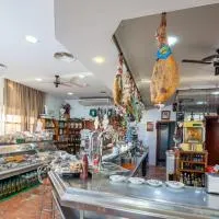 Hotel Restaurante Los Molinos, viešbutis mieste Esicha