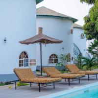 Afro Garden Hotel – hotel w mieście Sere Kunda