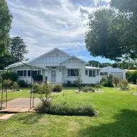 Mirrabooka Guest House – hotel w mieście Allora