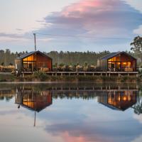 HighTree Chalets，Peebles奧馬魯機場 - OAM附近的飯店