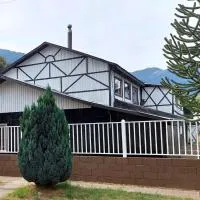 SuizMountain, Hotel in Malalcahuello