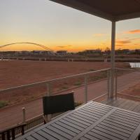 35 Bluefin Cove, hotel dekat Bandara Learmonth - LEA, Exmouth