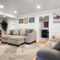 1880s Victorian Remodel - 1 2 block from downtown، فندق في ليدفيل