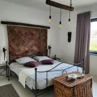 Kováčovce में, होटल Moongardenhouse