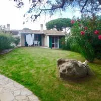 Notteri में, होटल Villetta vista mare sulla spiaggia di Porto Giunco
