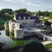 Le Château d'Etoges - Champagne、エトージュのホテル