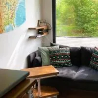 Tiny House im Seecontainer mit Parkplatz, Glasfaser, Veranda und gehobener Ausstattung, hotell sihtkohas Coburg