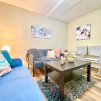 Relaxing 3 Bedroom Basement Stay, hotel in Erin Mills, Mississauga